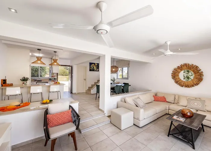 Casa vacanze Pantaros Luxury With Pool