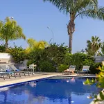 Pantaros Luxury With Pool Дом отдыха