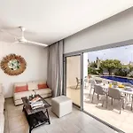 Pantaros Luxury With Pool Paralimni