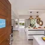 Pantaros Luxury With Pool *