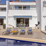 Pantaros Luxury With Pool *