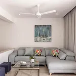 Pantaros Luxury With Pool *