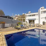 Pantaros Luxury With Pool Paralimni