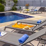 Pantaros Luxury With Pool *
