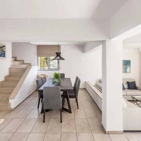 Holiday home Pantaros Luxury With Pool