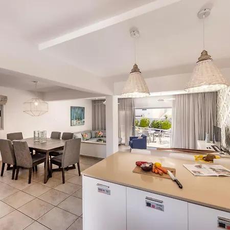 Holiday home Pantaros Luxury With Pool *