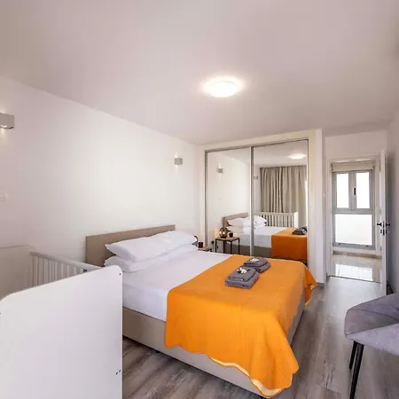 Pantaros Luxury With Pool Paralimni