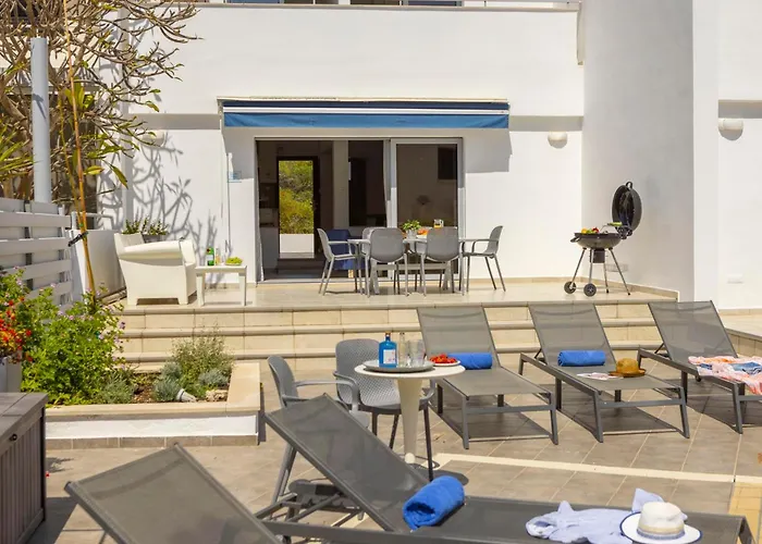 Pantaros Luxury With Pool *