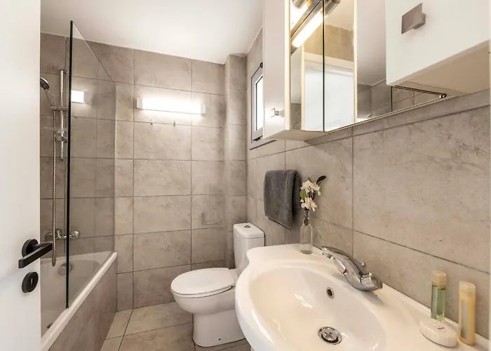 Pantaros Luxury With Pool *